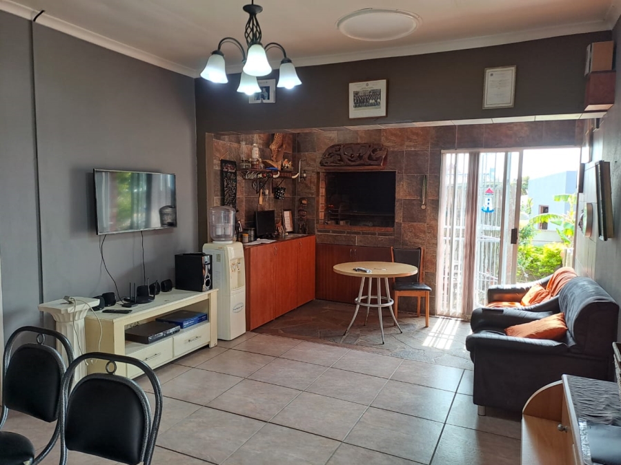 3 Bedroom Property for Sale in Vredenburg Western Cape